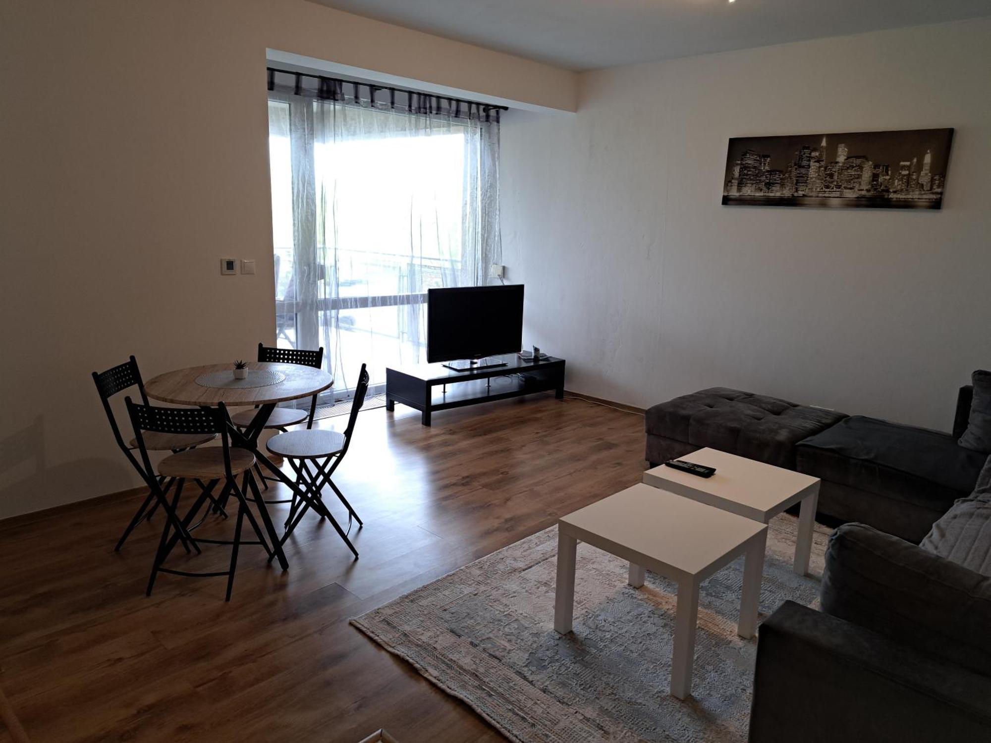 Apartman Zuzu Тренчин Экстерьер фото