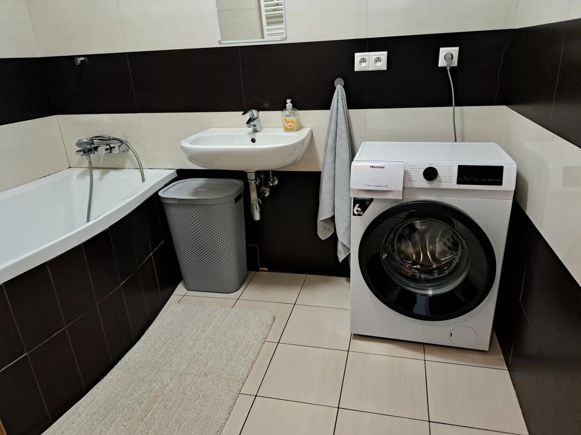 Apartman Zuzu Тренчин Экстерьер фото